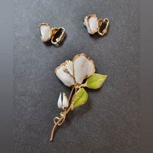Vintage Brooch & Clip-on Earrings White Flower Gold Floral Set Rose